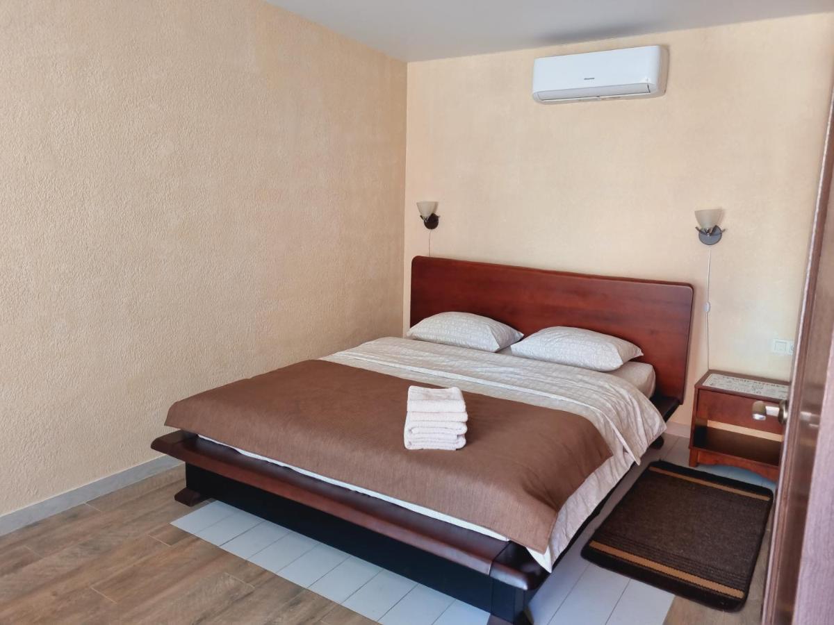 Hotel Ник Аэро Charkiv Esterno foto