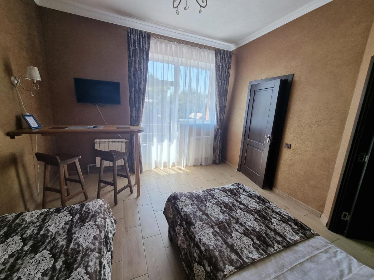 Hotel Ник Аэро Charkiv Esterno foto